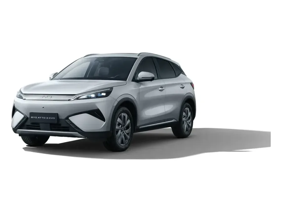 רכב BYD אטו 3 — מבט קדמי שלושת-רבעי, רנדר רשמי בלבן